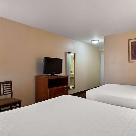 Surestay Hotel By Best Western Ист Брънсуик Екстериор снимка
