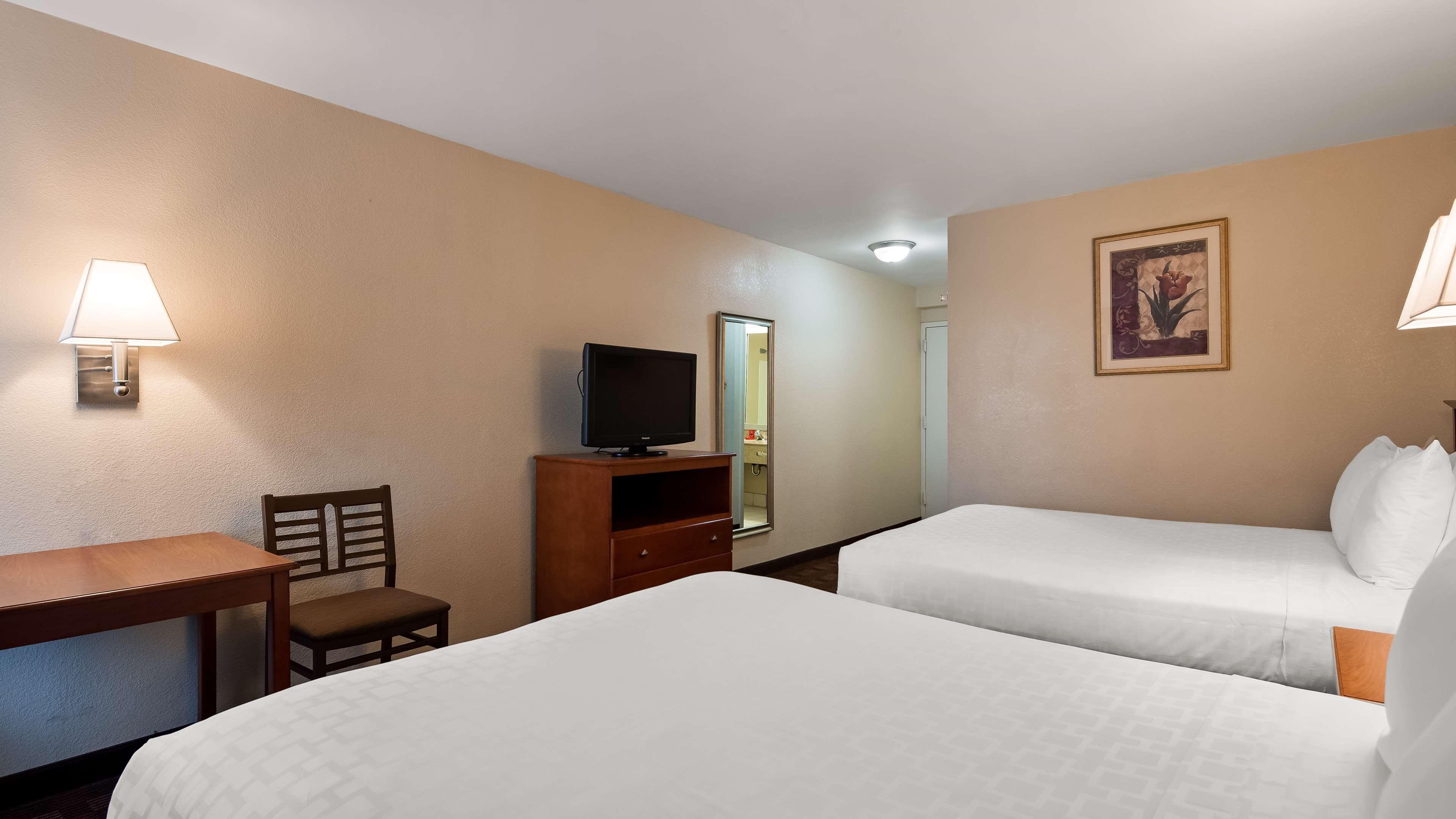 Surestay Hotel By Best Western Ист Брънсуик Екстериор снимка