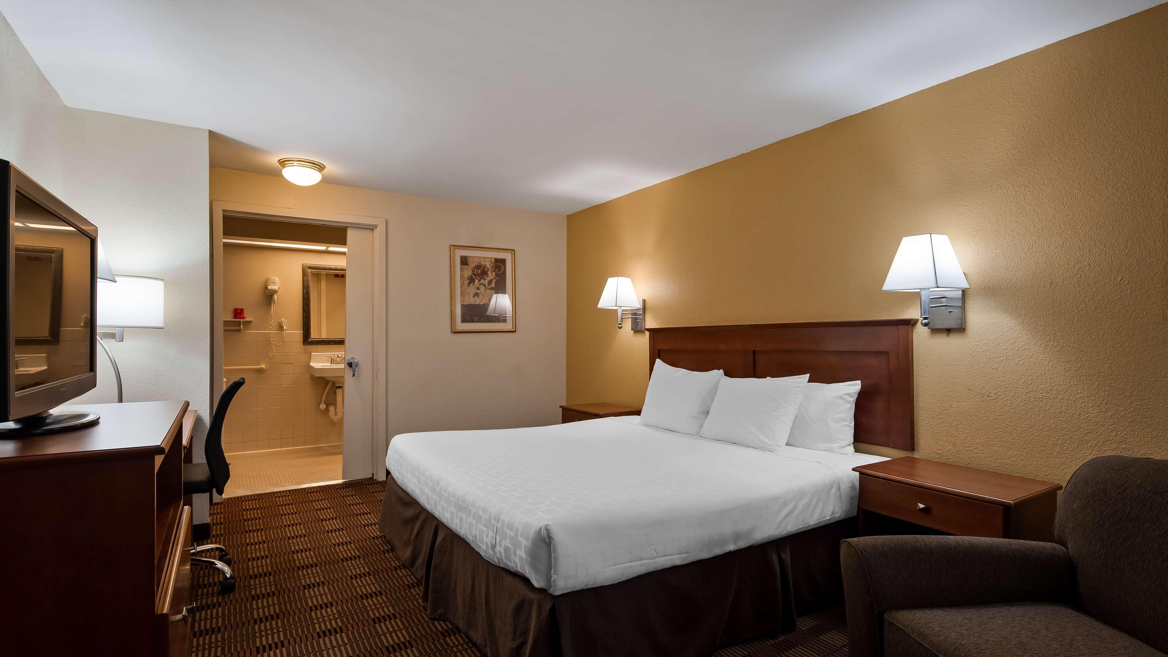 Surestay Hotel By Best Western Ист Брънсуик Екстериор снимка