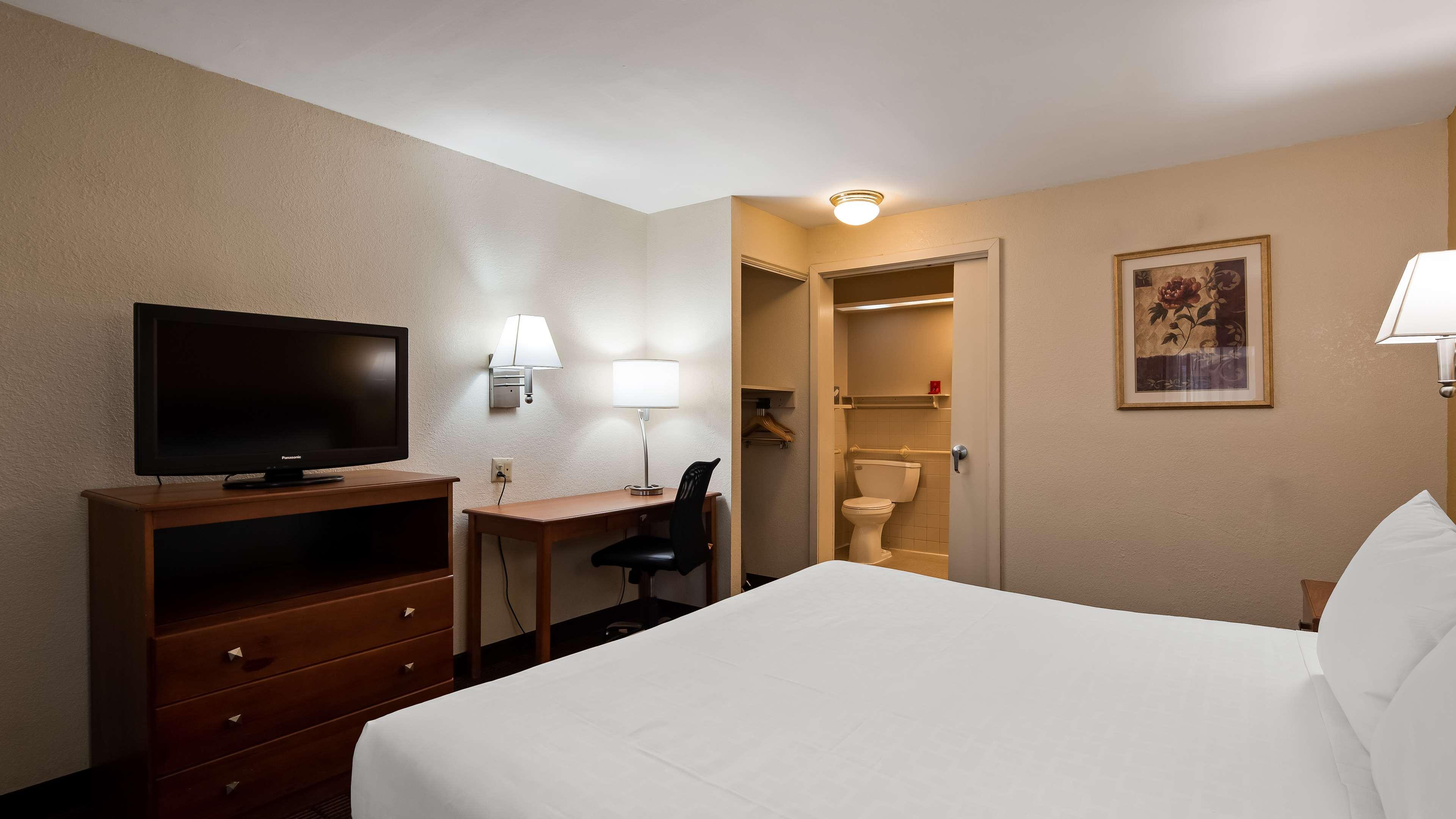 Surestay Hotel By Best Western Ист Брънсуик Екстериор снимка