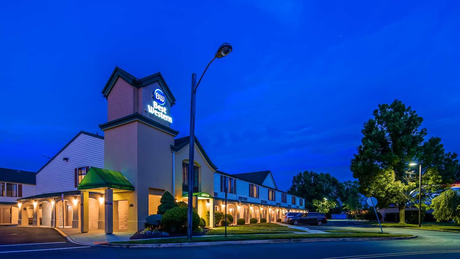 Surestay Hotel By Best Western Ист Брънсуик Екстериор снимка