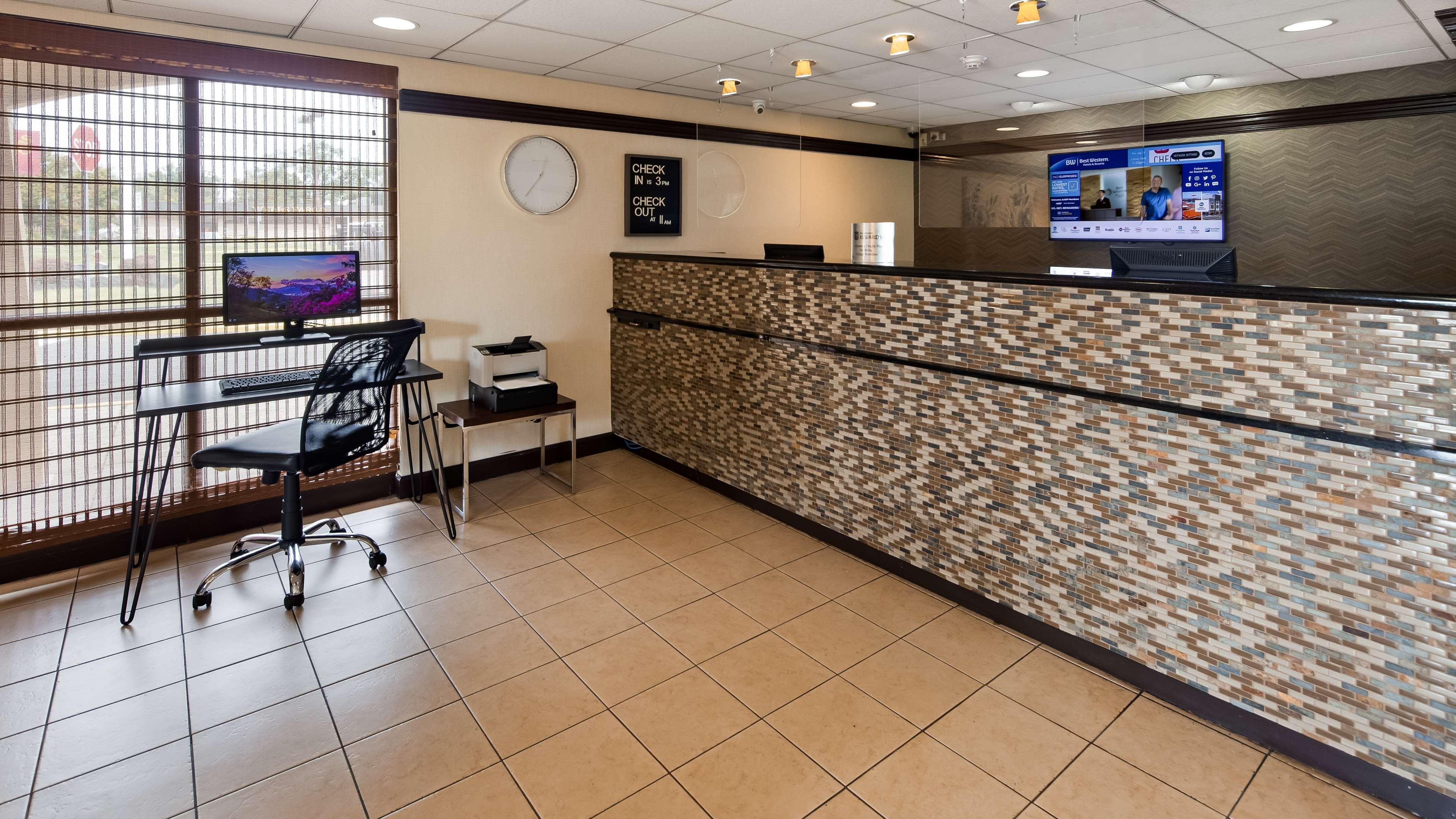 Surestay Hotel By Best Western Ист Брънсуик Екстериор снимка