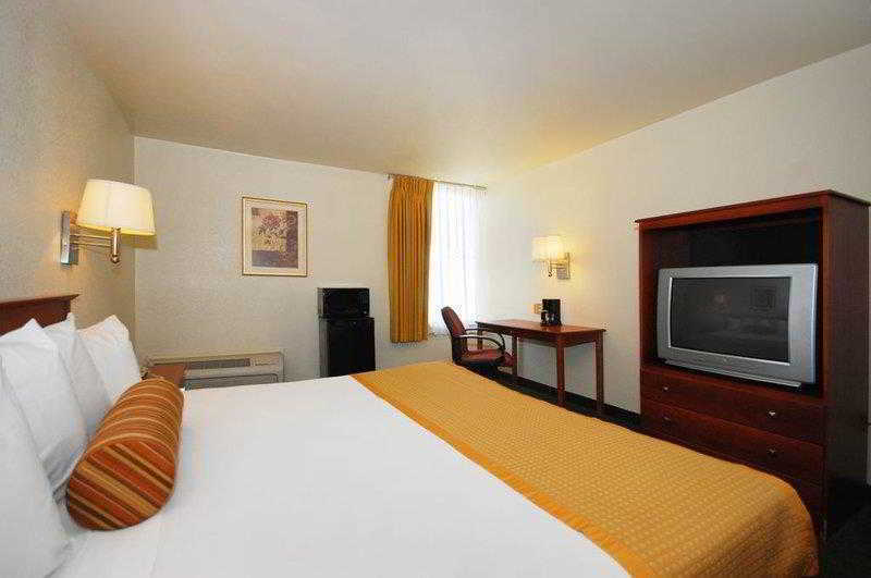 Surestay Hotel By Best Western Ист Брънсуик Екстериор снимка